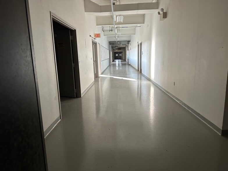 More Photos Of 2976 S 614 Rd, Quapaw Manufacturing For Sale
