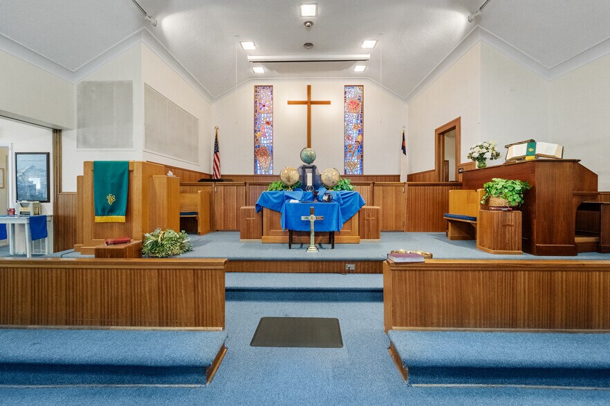 More Photos Of 2927 W Pikes Peak Ave, Colorado Springs Religious Facility For Sale