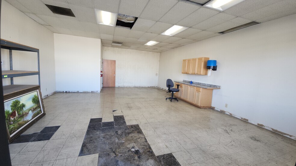 More Photos Of 6511-6517 Lankershim Blvd, North Hollywood Freestanding For Lease