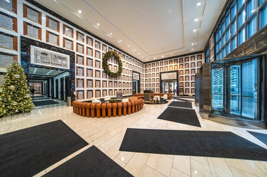 More Photos Of 500 Woodward Ave, Detroit Office For Lease