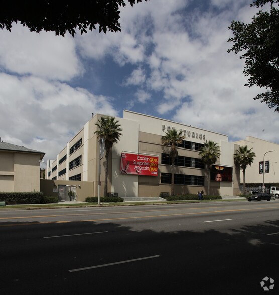 More Photos Of 10201 W Pico Blvd, Los Angeles Movie Radio TVStudio For Lease