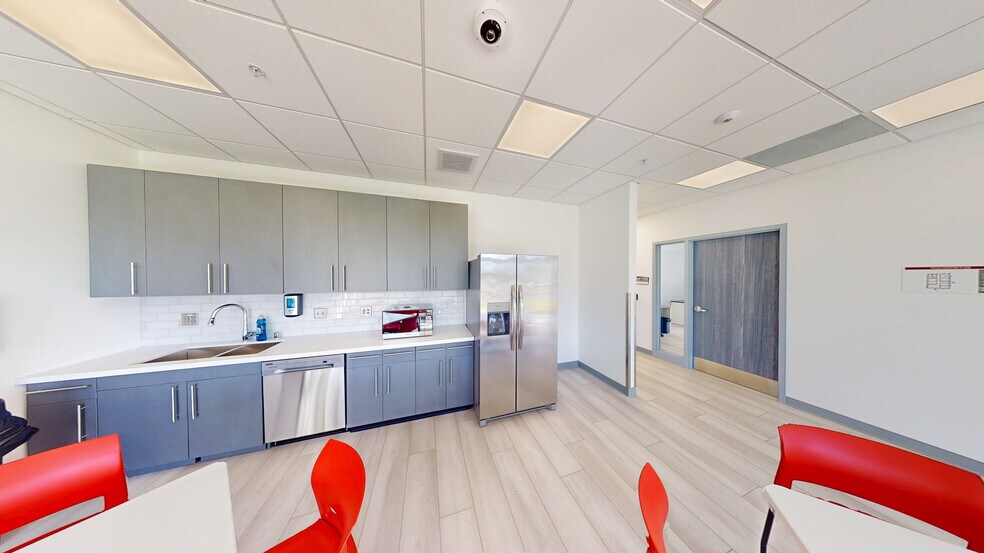 More Photos Of 6953 186th St E, Puyallup Distribution For Lease