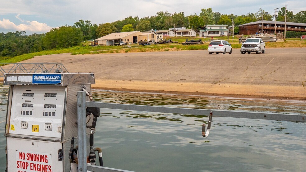 More Photos Of 509 LB Cook Memorial Dr, Theodosia Hotel For Sale