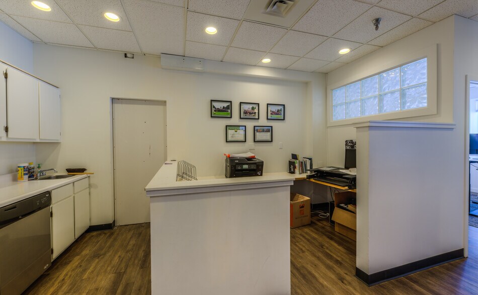 More Photos Of 1731 15th St, Boulder Office For Sale