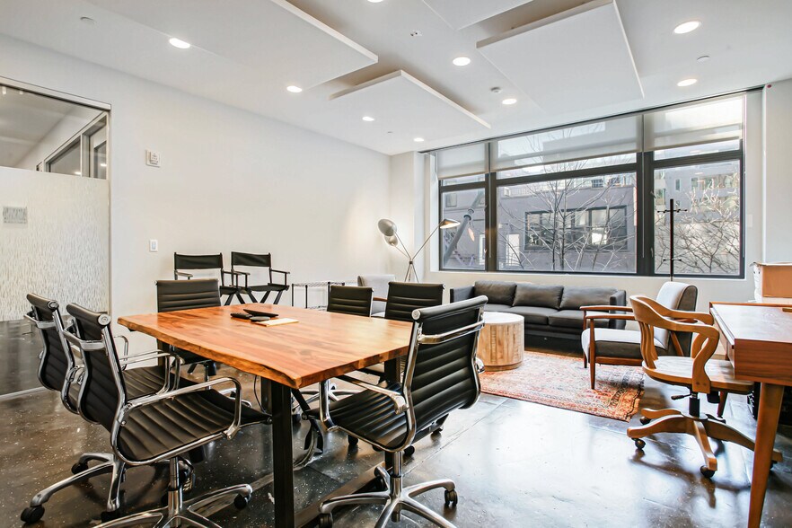 More Photos Of 421 W 54th St, New York Apartments For Lease