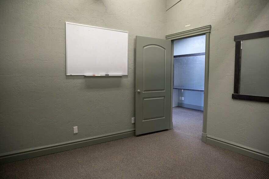 More Photos Of , Ontario Unknown For Sale