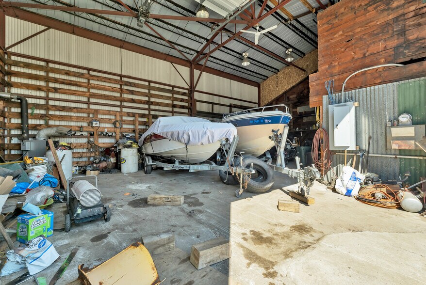 More Photos Of 55 Maynesboro St, Berlin Industrial For Sale