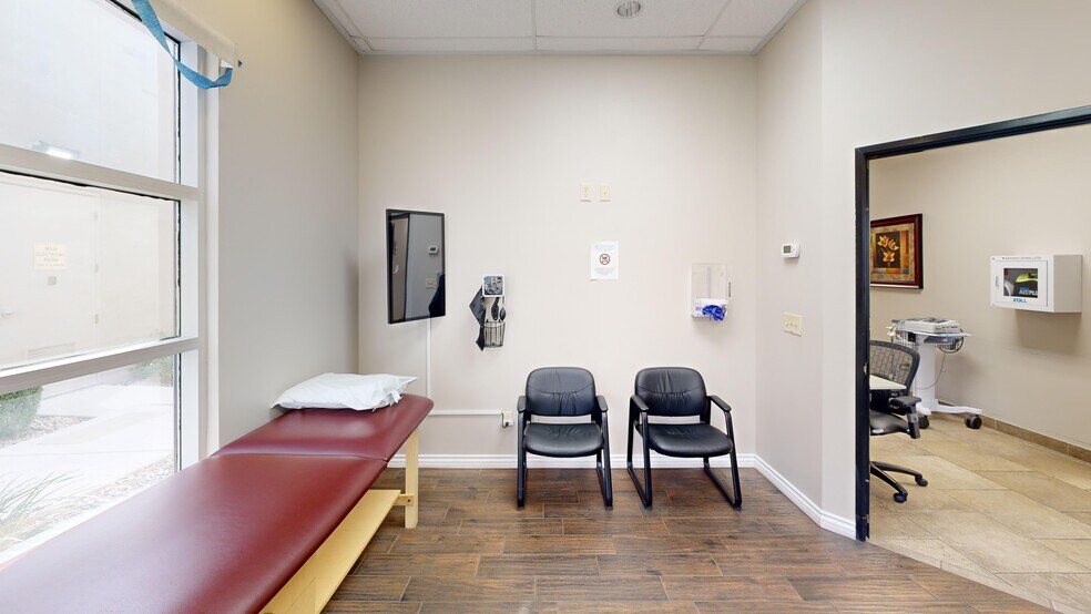 More Photos Of 5225 S Durango Dr, Las Vegas Medical For Sale