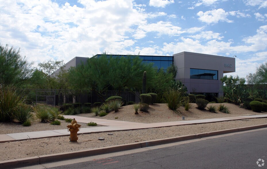 More Photos Of 8667-8701 E Hartford Dr, Scottsdale Office For Lease