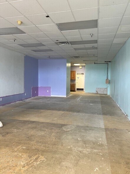 More Photos Of 12812 Old Glenn Hwy, Eagle River Unknown For Sale