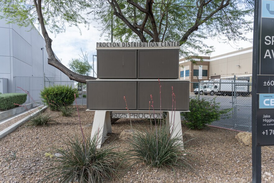 More Photos Of 6025 Procyon St, Las Vegas Warehouse For Lease