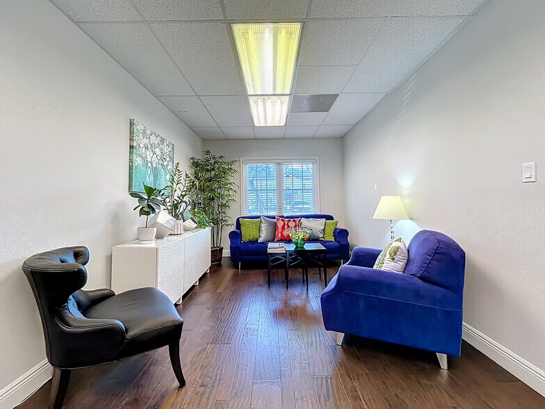 More Photos Of 1095 W Morse Blvd, Winter Park Office For Lease