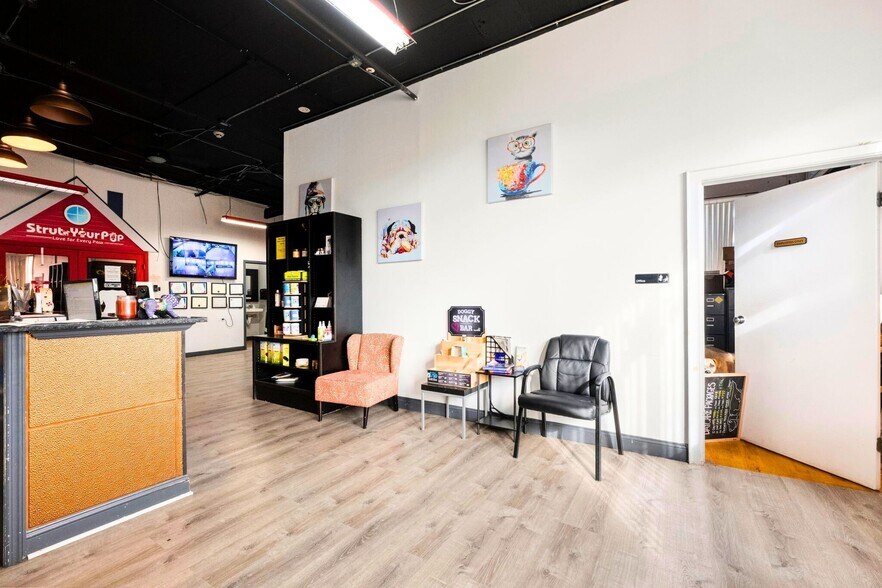 More Photos Of 72 68th St, Guttenberg Flex For Lease