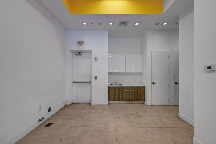 More Photos Of 301 Altara Ave, Coral Gables Apartments For Lease