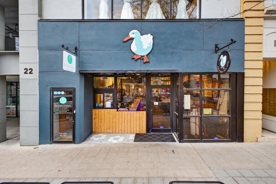 More Photos Of 20 S Main St, Greenville Storefront Retail Office For Lease
