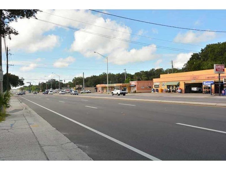 More Photos Of 7822 Us Highway 301 S, Riverview Freestanding For Lease