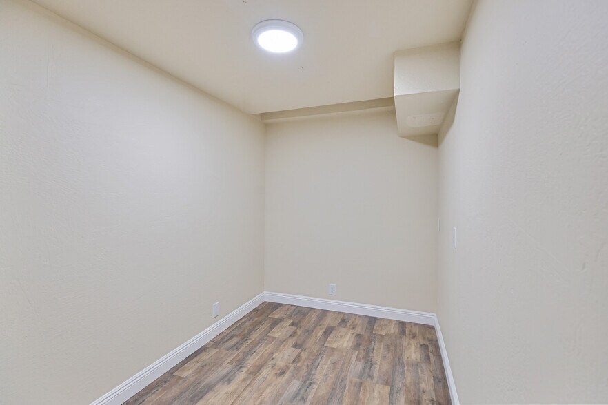 More Photos Of 1215 Plumas St, Yuba City Office For Sale