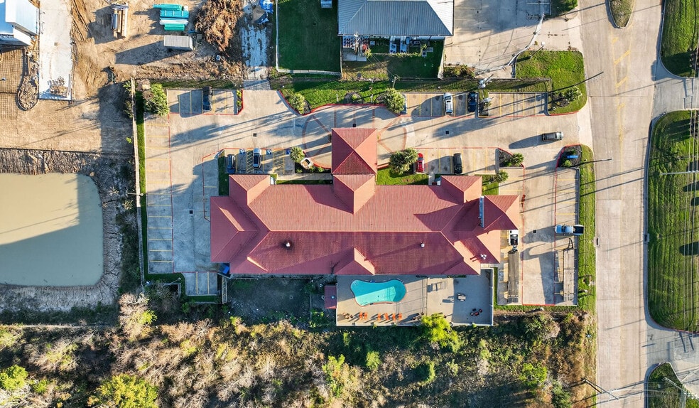 More Photos Of 415 Fm 1960 Rd E, Houston Hotel For Sale