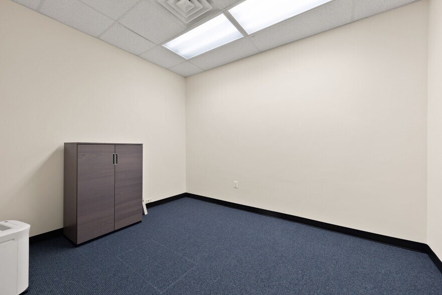 More Photos Of 3619 Richmond Hwy, Stafford Light Distribution For Lease