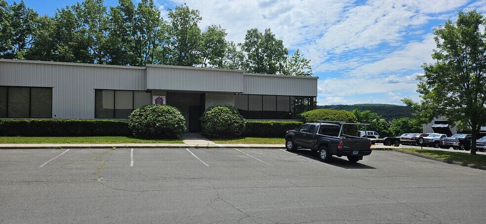 More Photos Of 12 Cheryl Dr, Canton Manufacturing For Lease