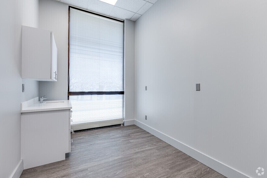 More Photos Of 360 Sherman St, Saint Paul Medical For Sale