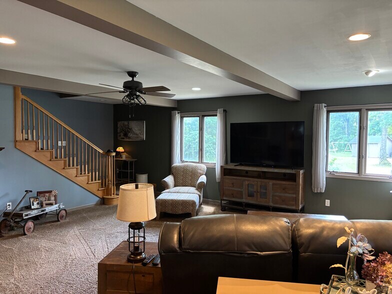 More Photos Of 7332 S M-37, Baldwin Hotel For Sale