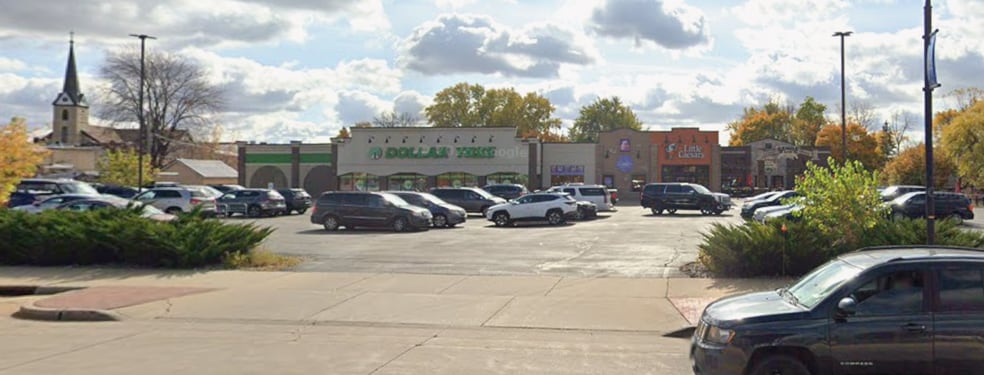 More Photos Of 133-137 W Main St, Little Chute Storefront For Lease