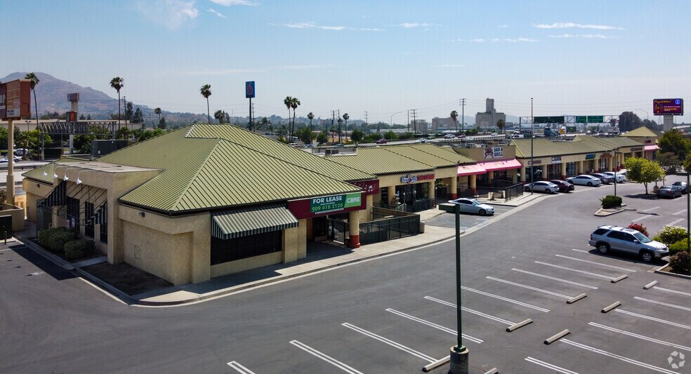 More Photos Of 1975-2017 S Diners Ct, San Bernardino Unknown For Lease