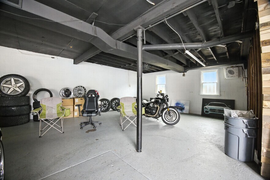 More Photos Of 83 Limekiln Pike, Glenside Storefront Retail Residential For Sale