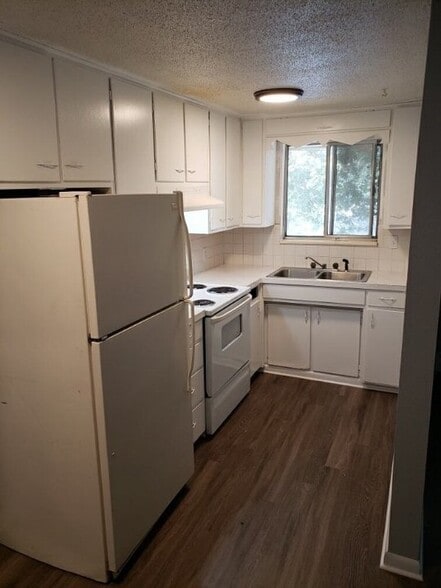More Photos Of 1637 Kimbark St, Longmont Apartments For Sale