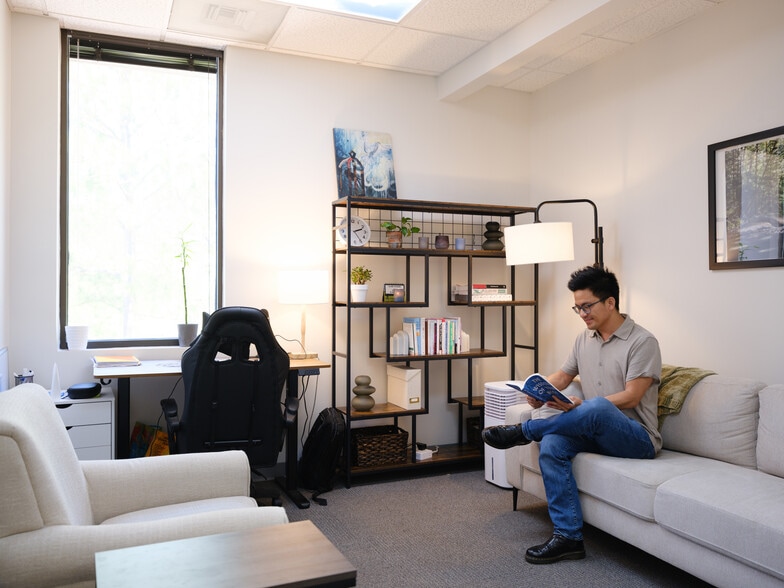 More Photos Of 300 Cahaba Park Cir, Birmingham Coworking Space