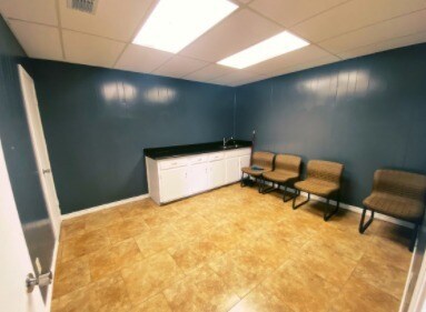 More Photos Of 13420 State Highway 155 S, Tyler Warehouse For Lease