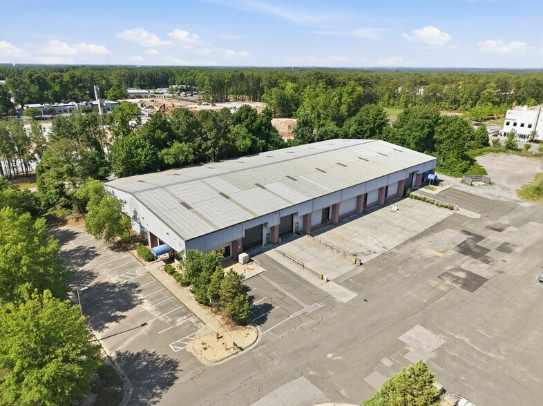 More Photos Of 2456 S Miami Blvd, Durham Warehouse For Lease
