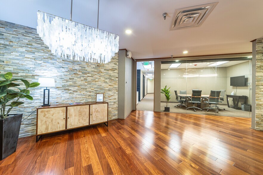 More Photos Of 1400 Preston Rd, Plano Office For Lease