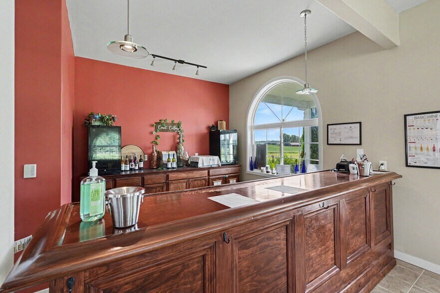 More Photos Of 495 Meadow Landing Ln, Caret Winery Vineyard For Sale