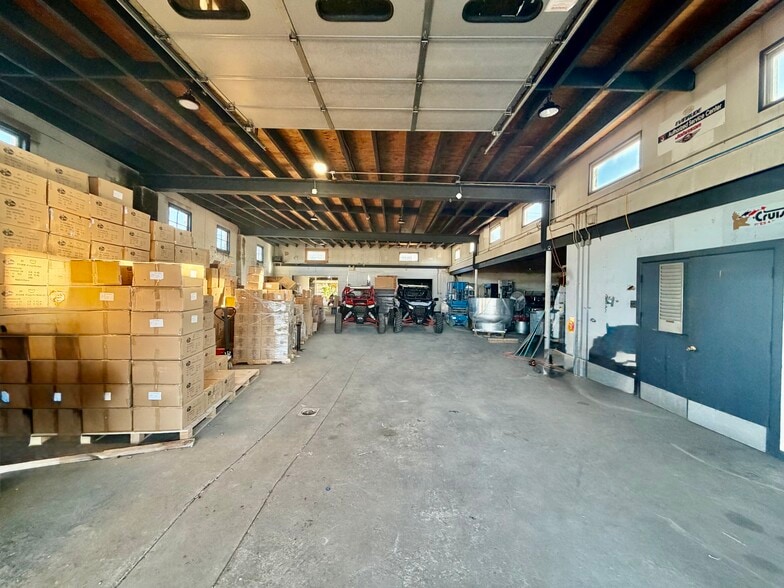 More Photos Of 69 Saint Mihiel Dr, Riverside Warehouse For Sale