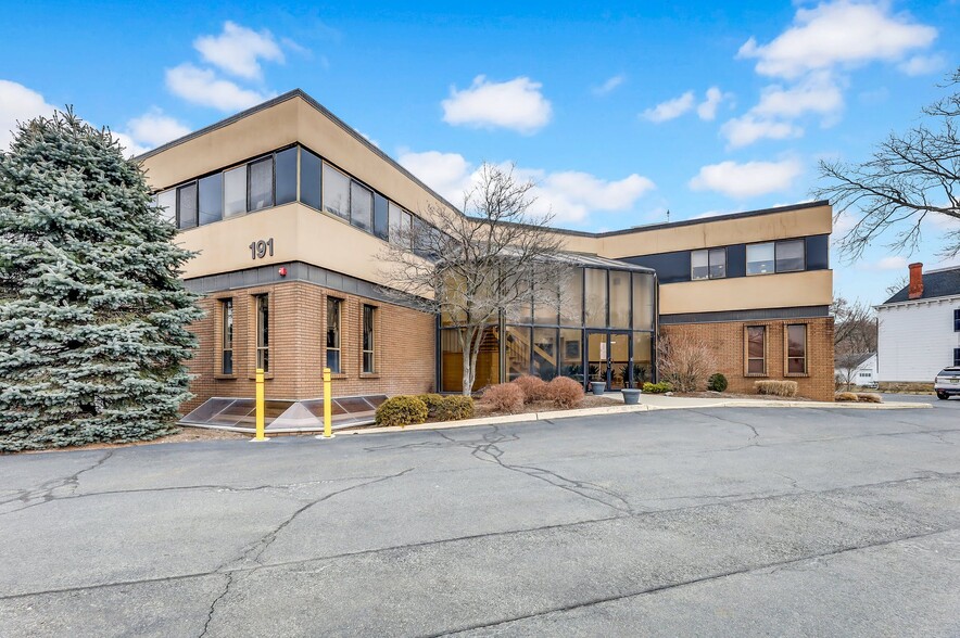 More Photos Of 191 Hamburg Tpke, Pompton Lakes Office Residential For Sale