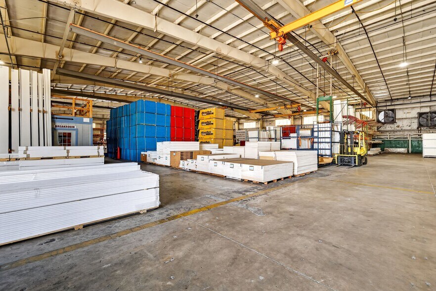 More Photos Of 722 Duck Lake Rd, Lady Lake Industrial For Sale