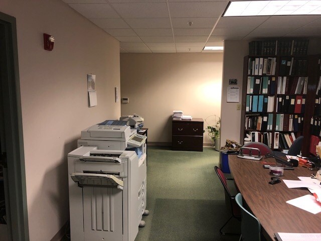 More Photos Of 5 Community Dr, Augusta Office For Sale