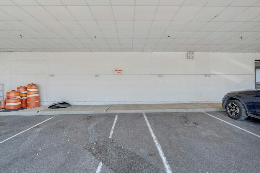 More Photos Of 970 N Broadway, Yonkers Medical For Lease