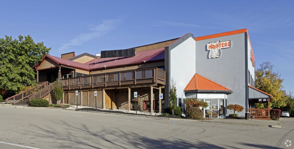 More Photos Of 12183-12185 Springfield Pike, Cincinnati Restaurant For Lease