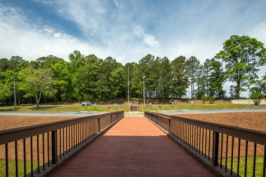 More Photos Of 3500 Riverside Dr, Macon-Bibb Religious Facility For Sale