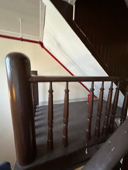 More Photos Of 314 Park St, Fulton Office For Sale