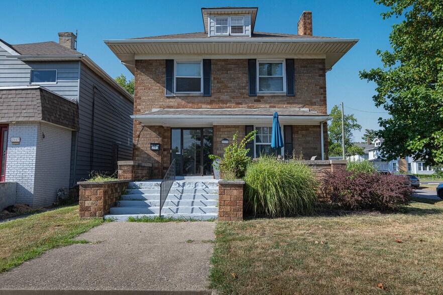 More Photos Of 2119 Central Ave, Middletown Office For Sale