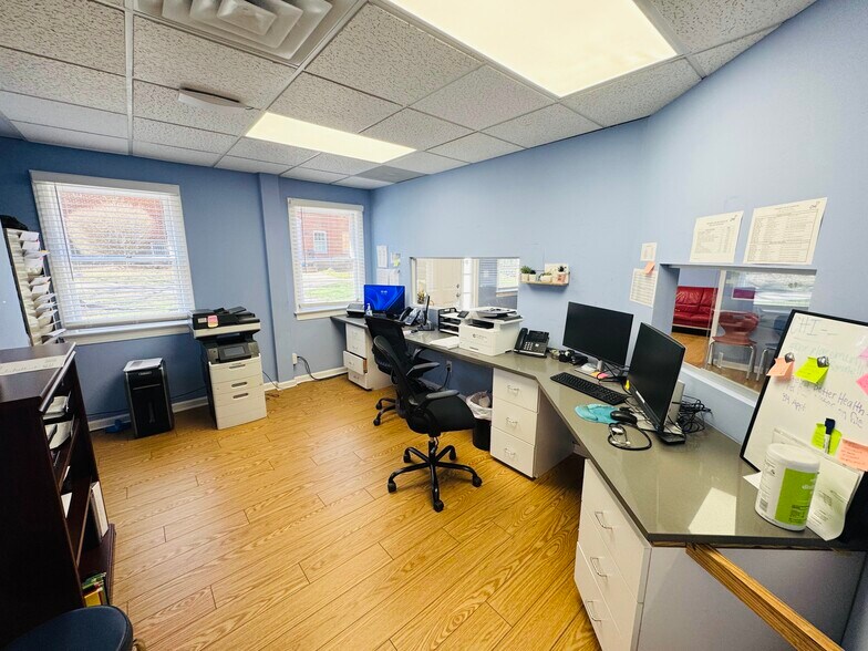 More Photos Of 601-623 Emancipation Hwy, Fredericksburg Medical For Sale