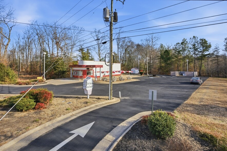 More Photos Of 5079 James Madison Pky, King George Fast Food For Sale