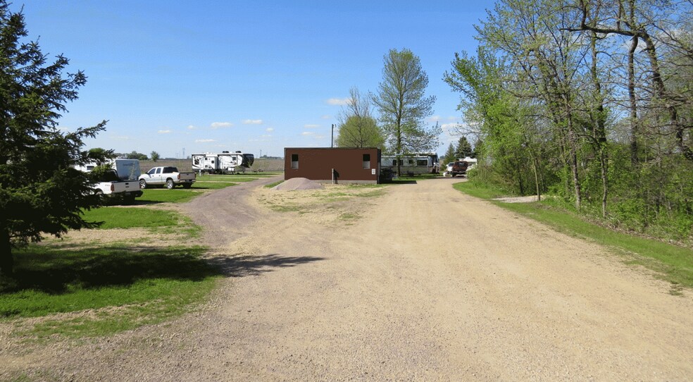 More Photos Of 41392 520th St, North Mankato Specialty For Sale