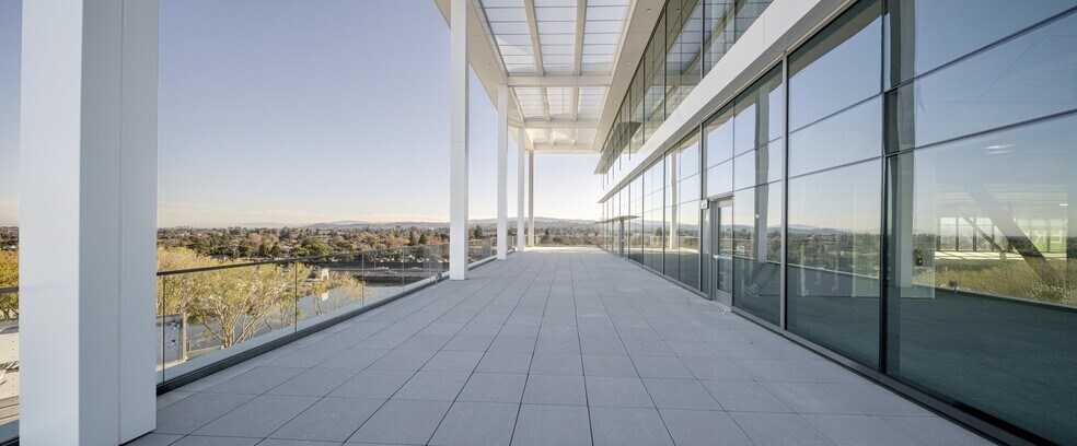 More Photos Of 567 Airport Blvd, Burlingame Office For Lease