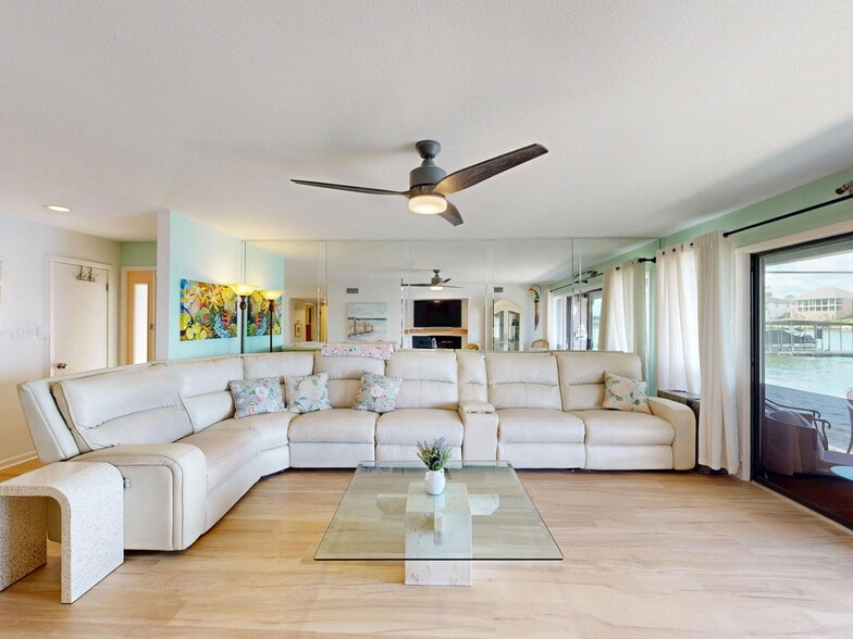 More Photos Of 200 Hamilton Oaks Dr, Hot Springs Apartments For Sale
