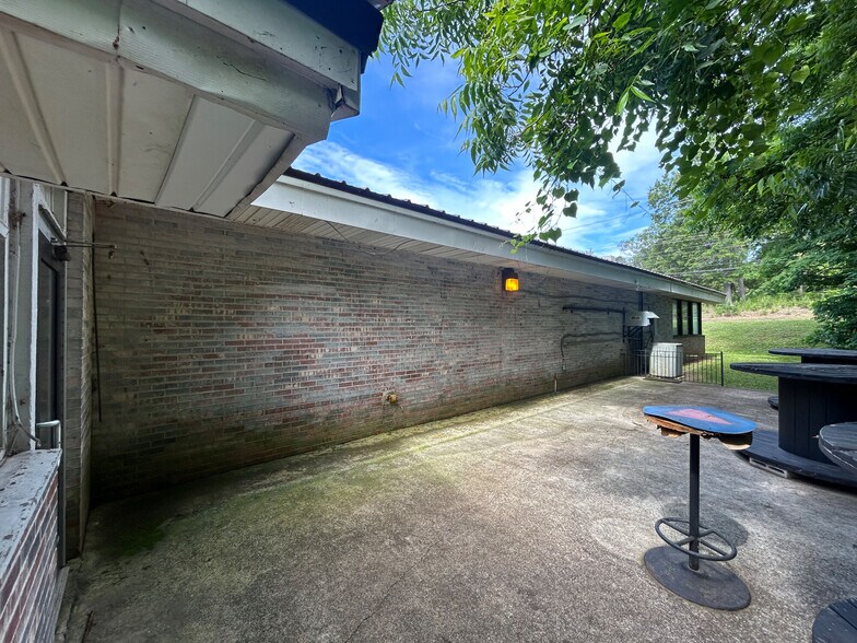 More Photos Of 1456 Us-52, Albemarle Restaurant For Sale